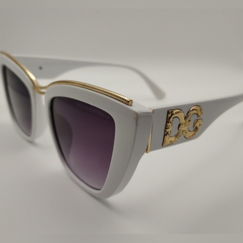 AUTHENTIC  Dolce & Gabbana White With Gold Trim Sunglasses NWT - Picture 4 of 4